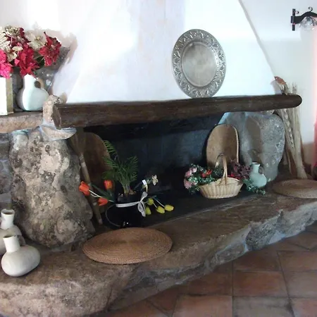 Rocce Bianche Kır Evi *