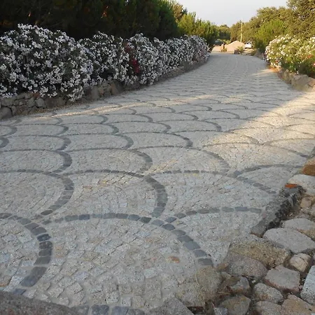 Rocce Bianche Kır Evi Arbus